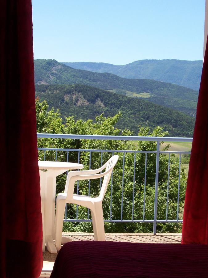 L'Ensoleillee Bed & Breakfast Rosans ภายนอก รูปภาพ