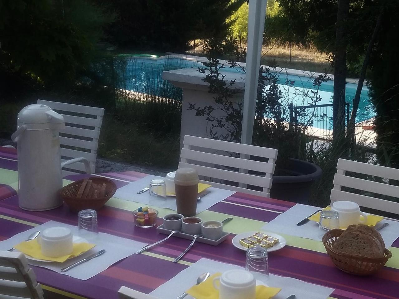 L'Ensoleillee Bed & Breakfast Rosans ภายนอก รูปภาพ